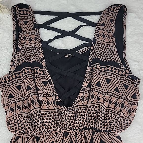 WINDSOR Strappy Back Dress [SIZE MEDIUM]‎ - Picture 6 of 10
